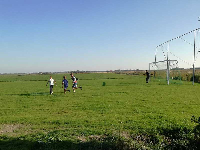 doutepoppe-campingvoetbalveld